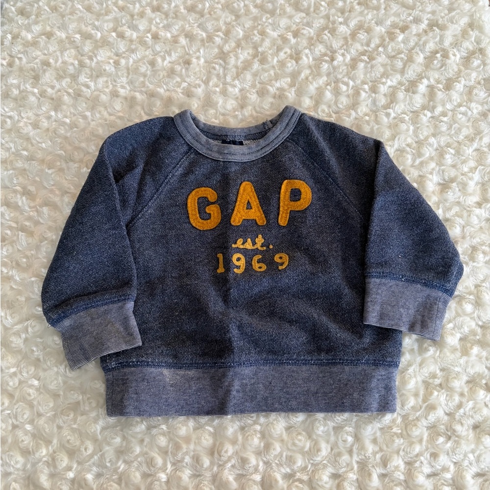 Size 12-18 Months GAP Kids Navy and Mustard Crewneck Sweatshirt